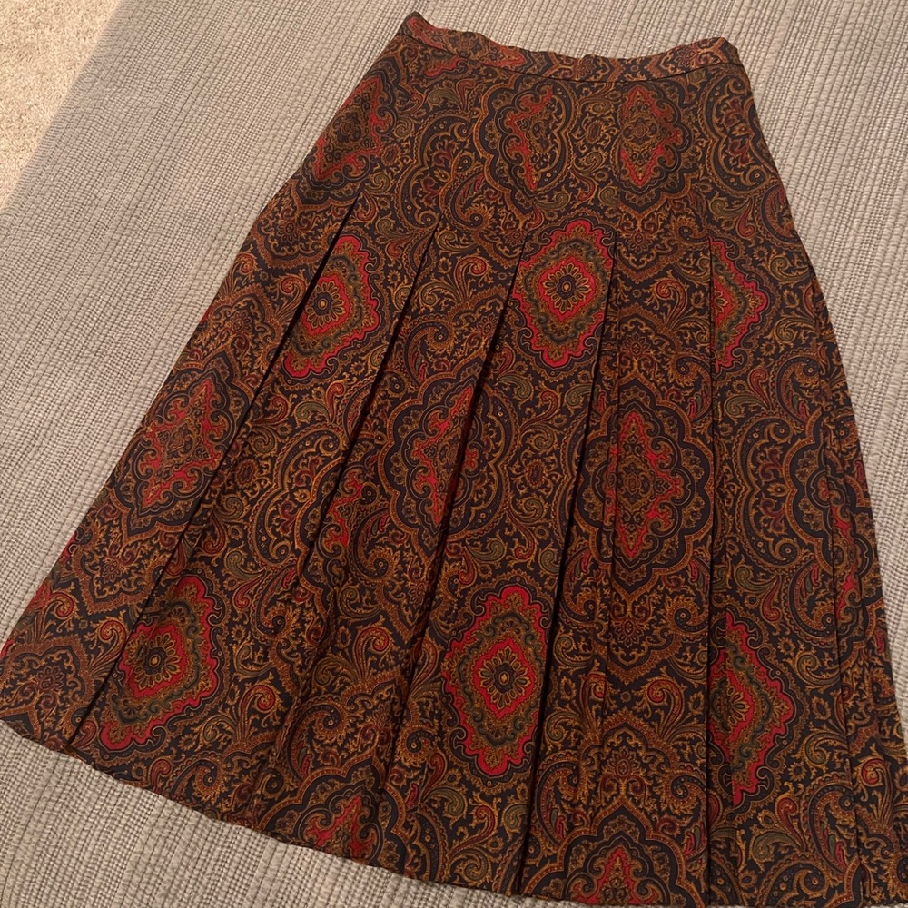 VINTAGE Brooks brothers pleated patterned skirt